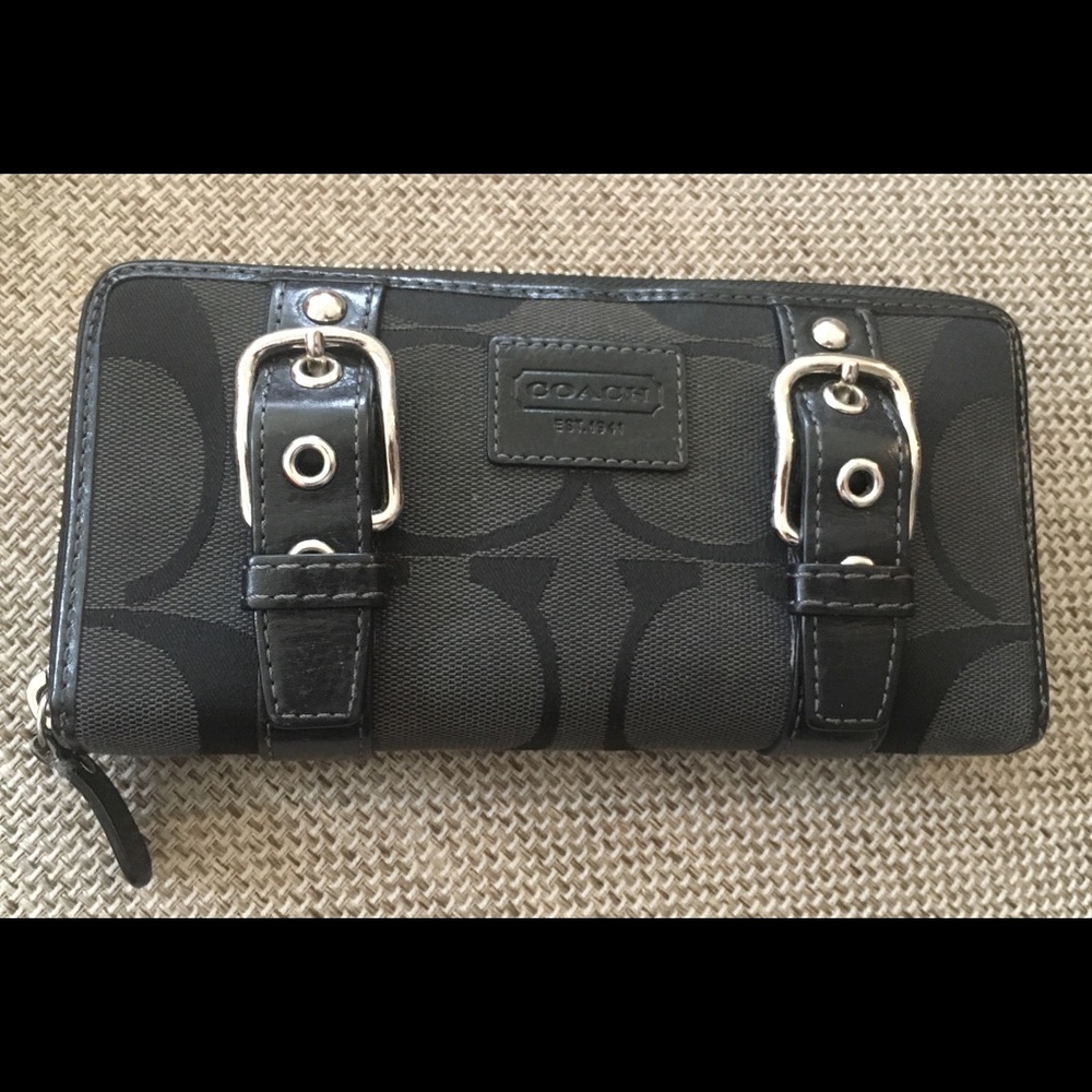 Coach wallet